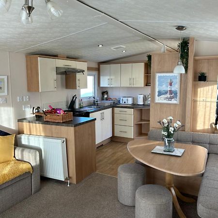 Phoenix Caravan Hire, Trecco Bay Портковл Екстер'єр фото